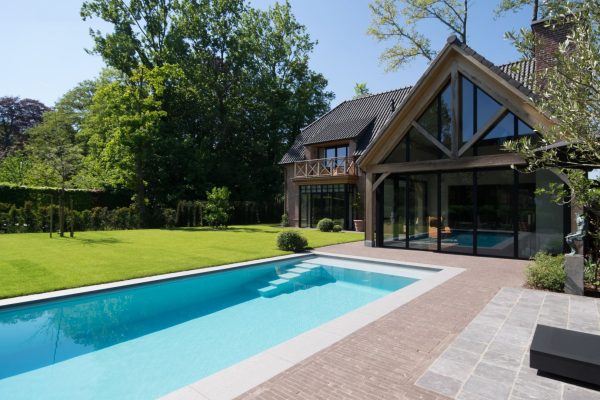 la_plage_9_pearl_grey_by_lpw_pools_3-20190712100341-1636x1080-1-1